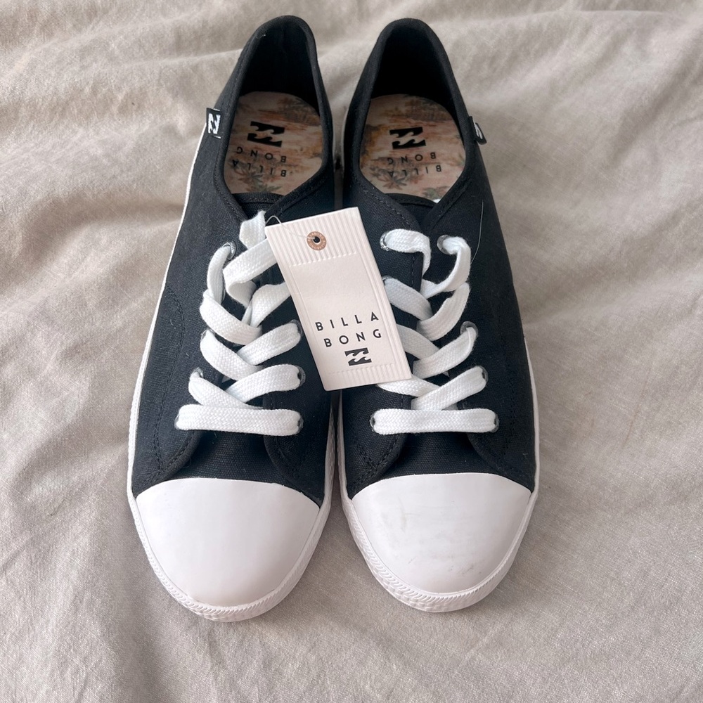 Shoes | 11
